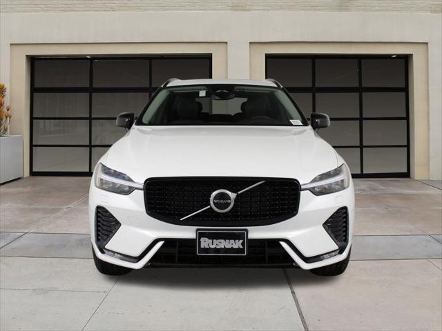 new 2025 Volvo XC60 car, priced at $49,095