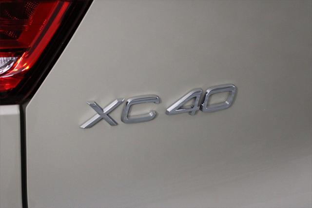 new 2025 Volvo XC40 car, priced at $51,565