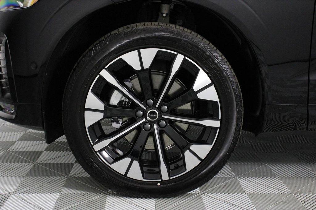 new 2026 Volvo XC60 car, priced at $56,395