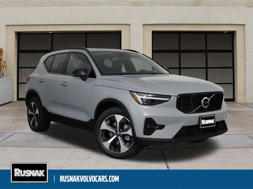 new 2026 Volvo XC40 car, priced at $50,150