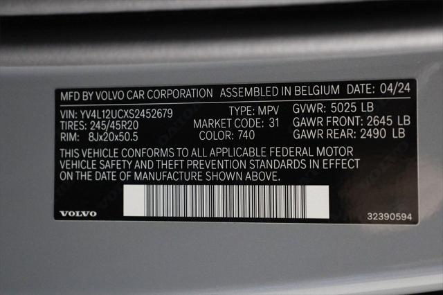 used 2025 Volvo XC40 car, priced at $44,899