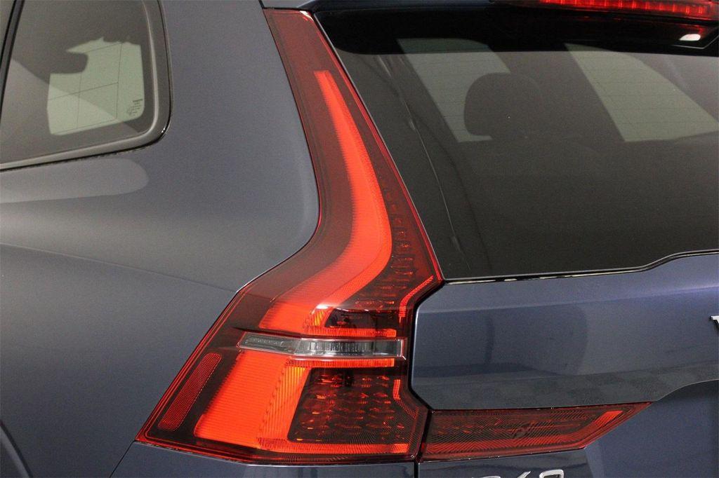 new 2026 Volvo XC60 car, priced at $57,985