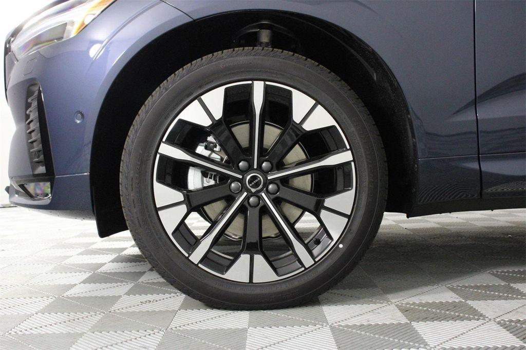 new 2026 Volvo XC60 car, priced at $57,985