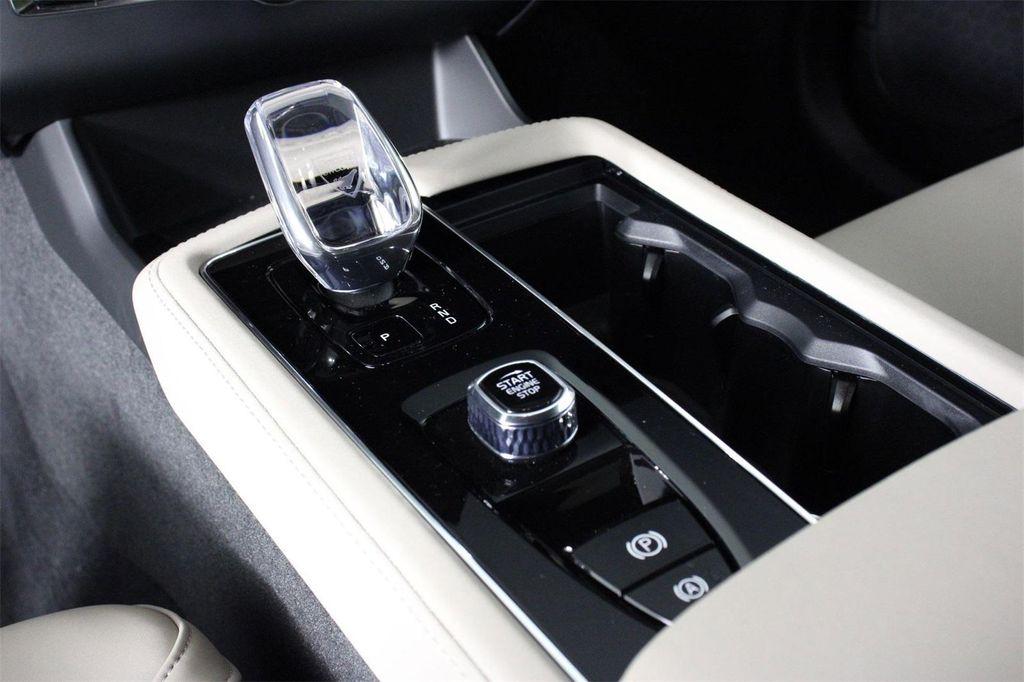 new 2025 Volvo XC90 Plug-In Hybrid car, priced at $75,290