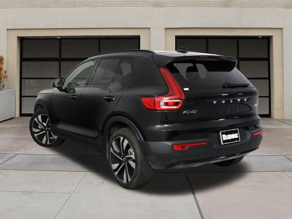 used 2025 Volvo XC40 car, priced at $34,495