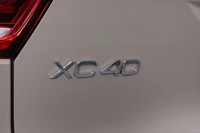 new 2025 Volvo XC40 car, priced at $51,995