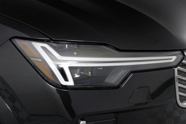 new 2025 Volvo XC90 Plug-In Hybrid car, priced at $78,805