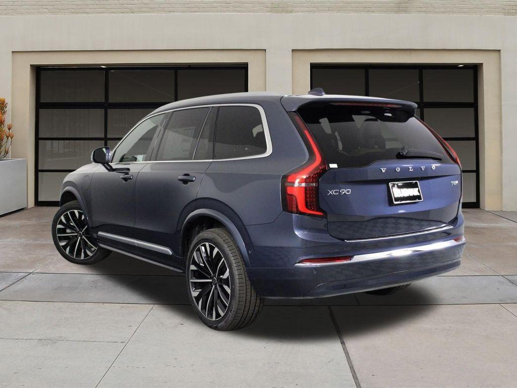 new 2026 Volvo XC90 Plug-In Hybrid car, priced at $85,625