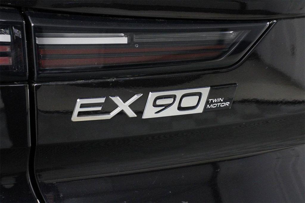 new 2025 Volvo EX90 car, priced at $82,770