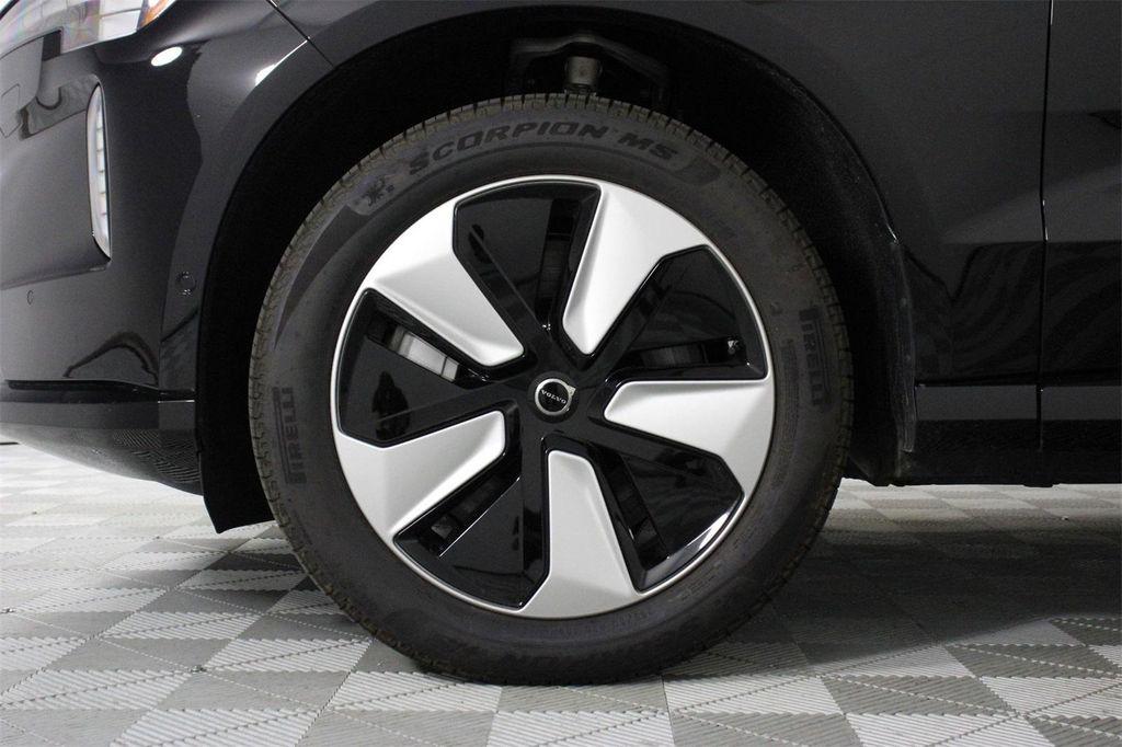new 2025 Volvo EX90 car, priced at $82,770