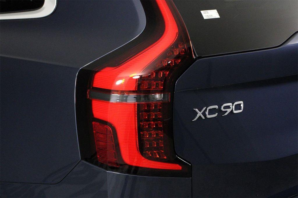 new 2025 Volvo XC90 car, priced at $71,845