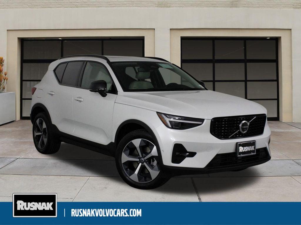 new 2026 Volvo XC40 car, priced at $50,150