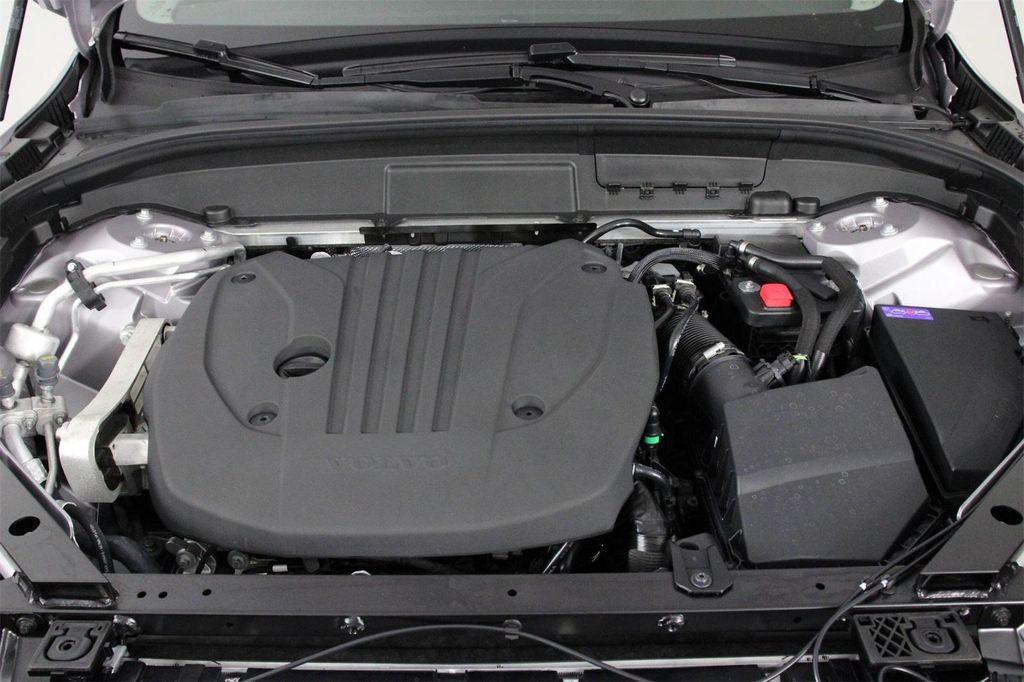 new 2026 Volvo XC60 car, priced at $57,010