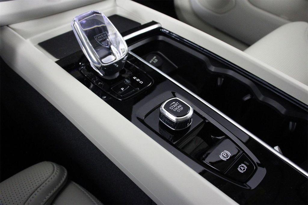 new 2026 Volvo XC60 car, priced at $63,935