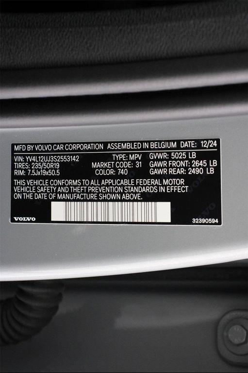 used 2025 Volvo XC40 car, priced at $34,295