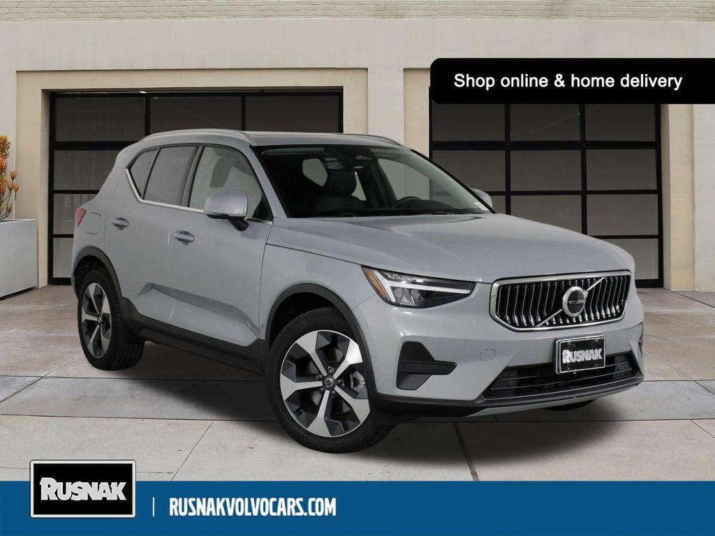 used 2025 Volvo XC40 car, priced at $34,295