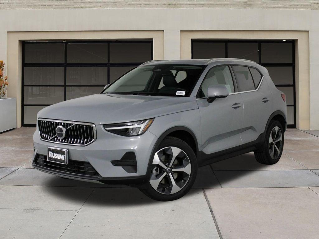 used 2025 Volvo XC40 car, priced at $34,295
