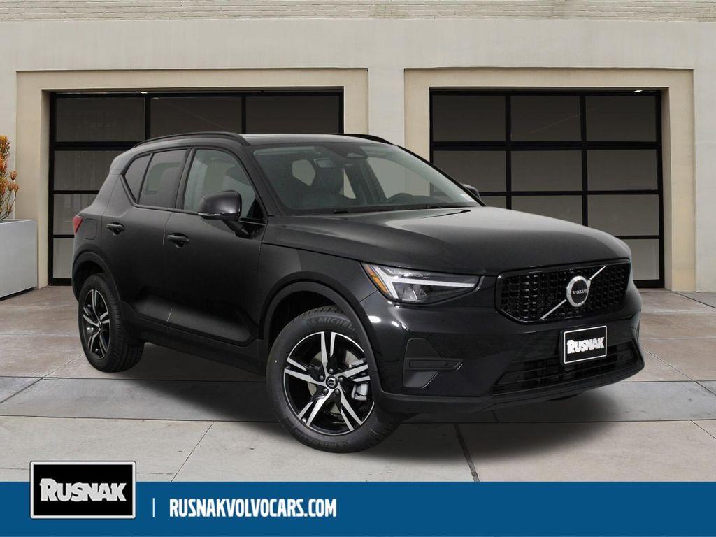 new 2026 Volvo XC40 car, priced at $45,995