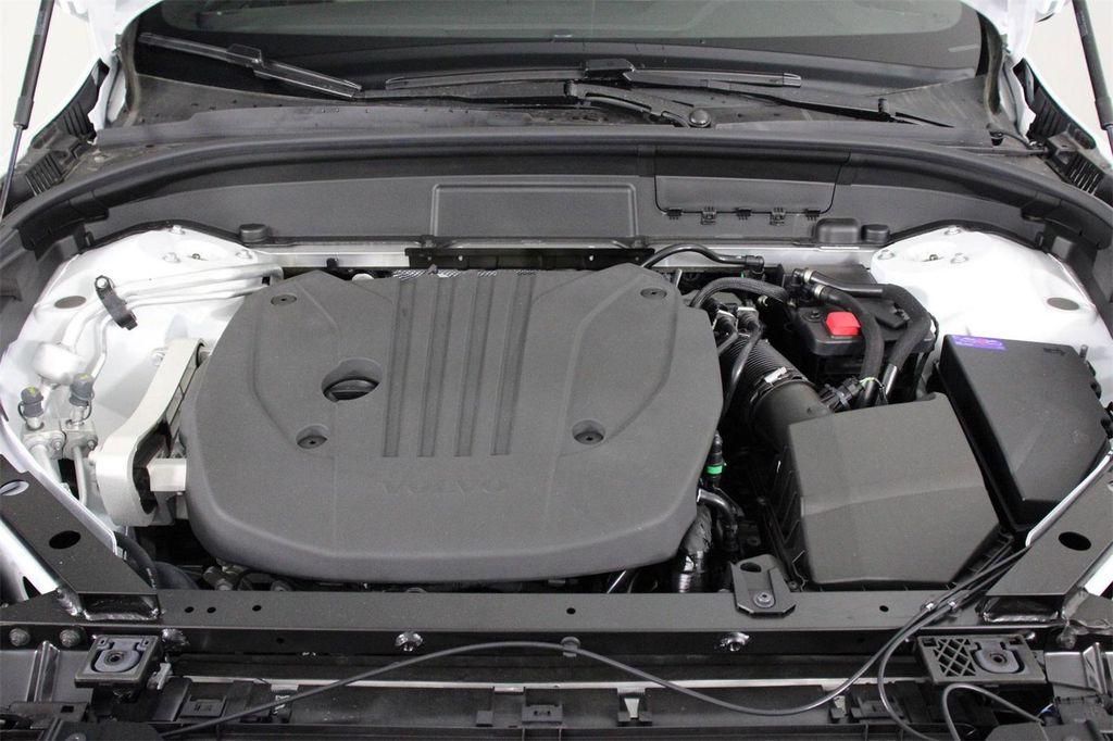 new 2026 Volvo XC60 car, priced at $57,985