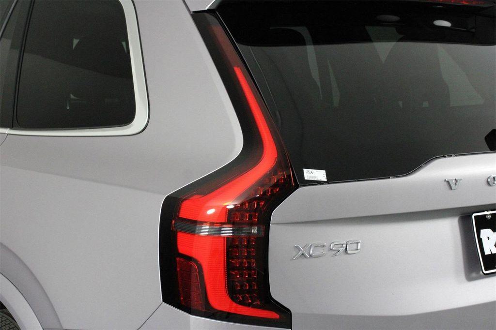 new 2026 Volvo XC90 car, priced at $68,520