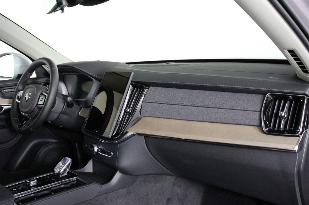 new 2026 Volvo XC90 car, priced at $68,520