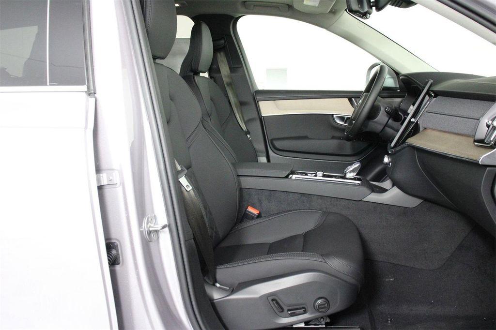 new 2026 Volvo XC90 car, priced at $68,520
