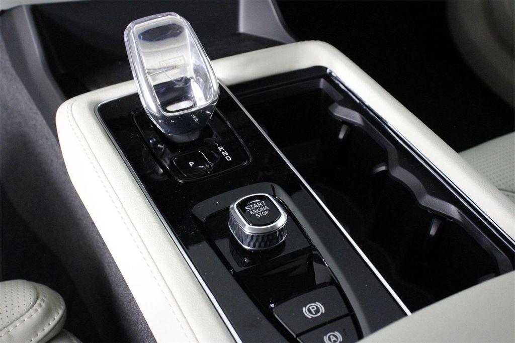 new 2026 Volvo XC90 Plug-In Hybrid car, priced at $84,695