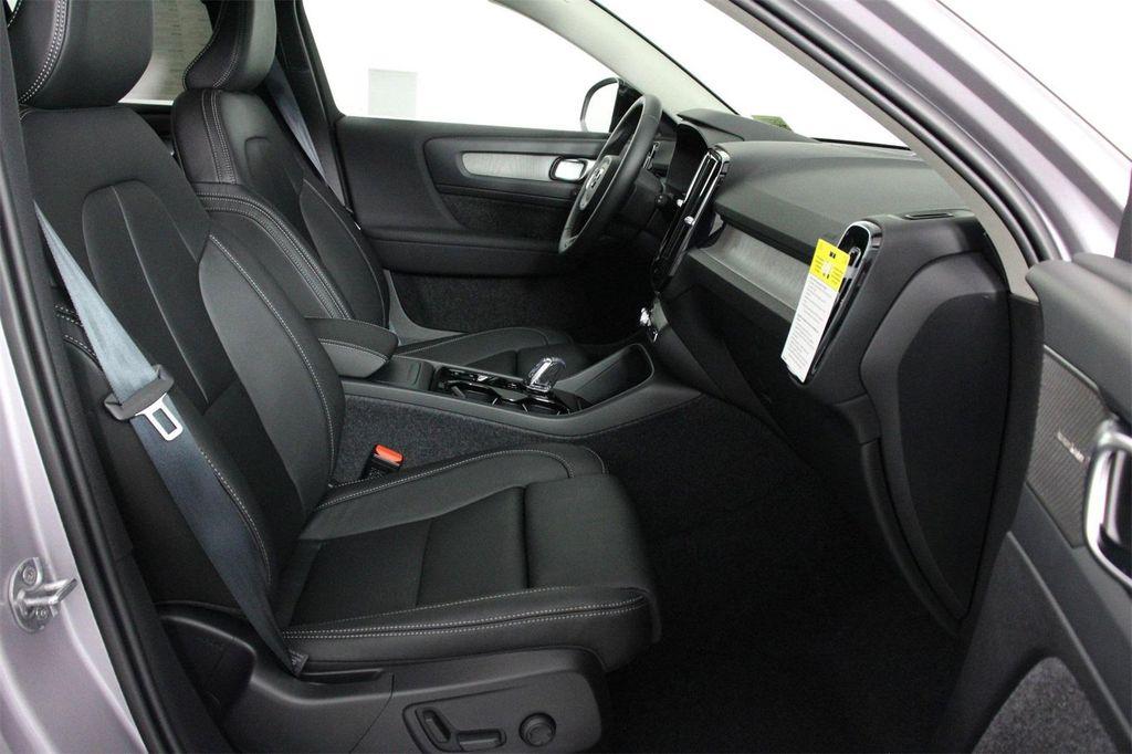 new 2026 Volvo XC40 car, priced at $53,975