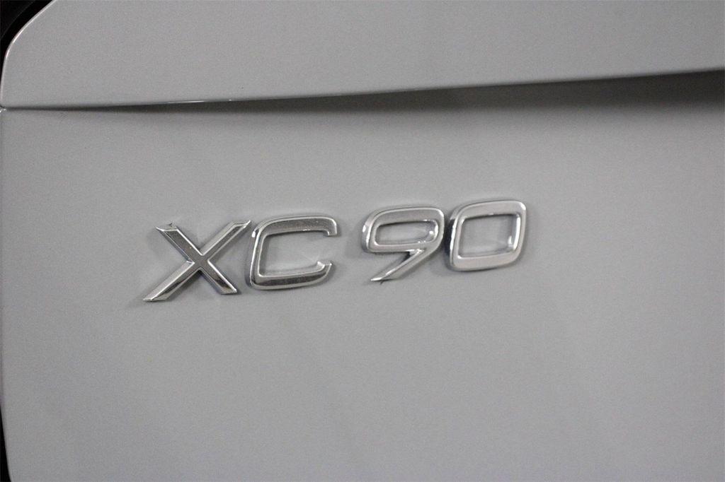 new 2026 Volvo XC90 Plug-In Hybrid car, priced at $80,945