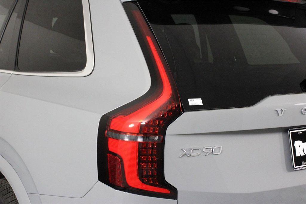 new 2026 Volvo XC90 Plug-In Hybrid car, priced at $80,945