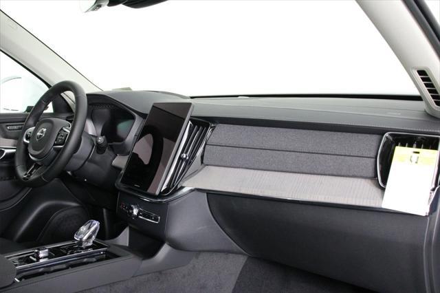 new 2025 Volvo XC90 Plug-In Hybrid car, priced at $82,405