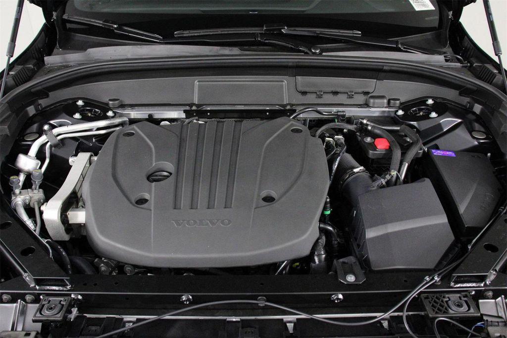 new 2026 Volvo XC60 car, priced at $58,015