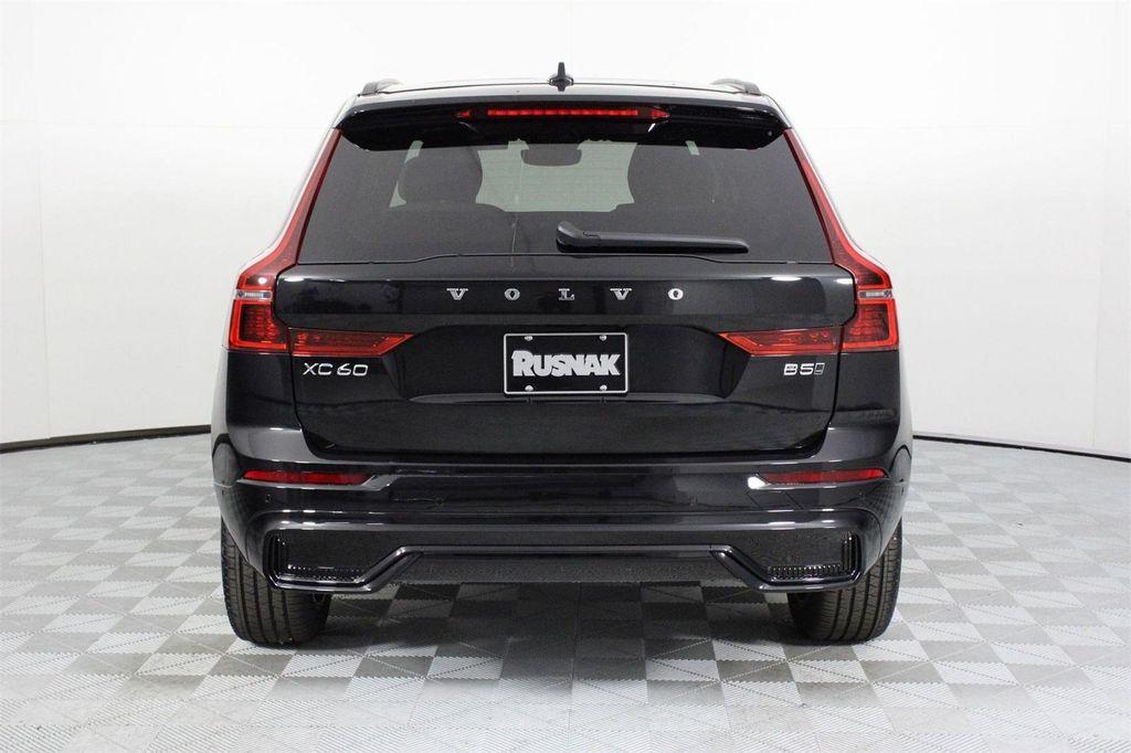 new 2026 Volvo XC60 car, priced at $58,015