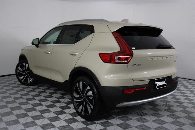 new 2025 Volvo XC40 car, priced at $51,565