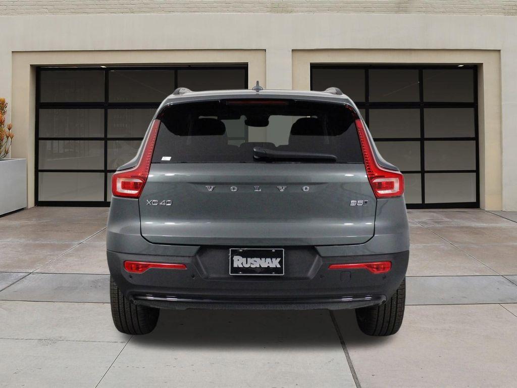 new 2026 Volvo XC40 car, priced at $52,995