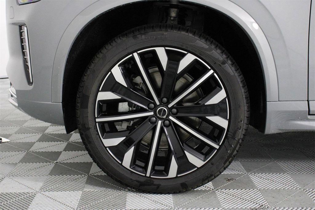 new 2025 Volvo XC90 car, priced at $67,495