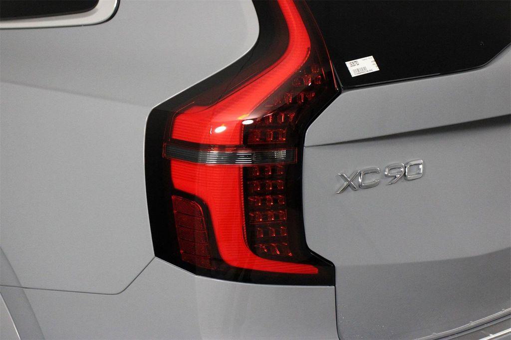 new 2025 Volvo XC90 car, priced at $67,495