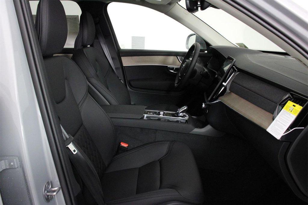 new 2025 Volvo XC90 car, priced at $67,495