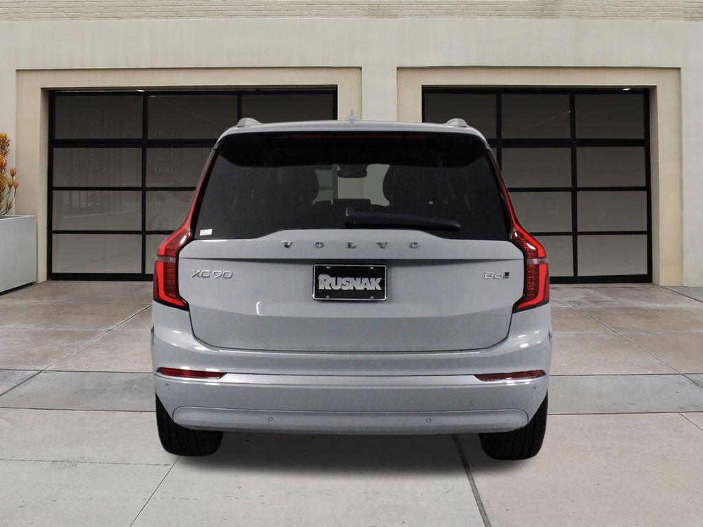 new 2025 Volvo XC90 car, priced at $67,495