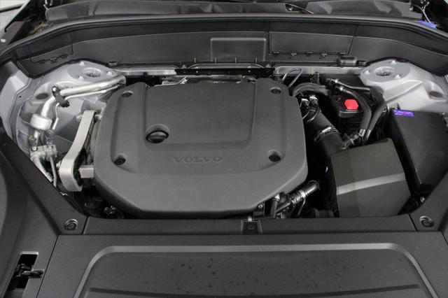 new 2025 Volvo XC90 car, priced at $73,145