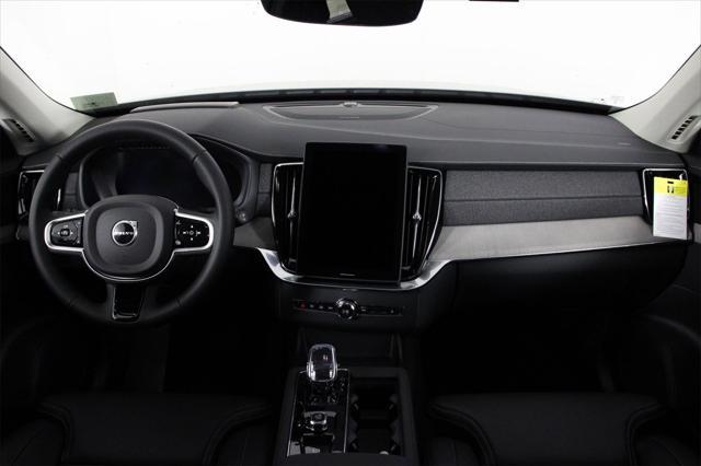 new 2025 Volvo XC90 car, priced at $73,145