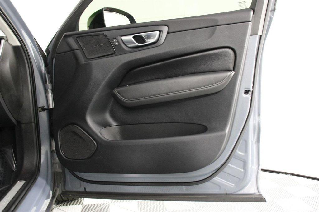 used 2023 Volvo XC60 Recharge Plug-In Hybrid car, priced at $40,995