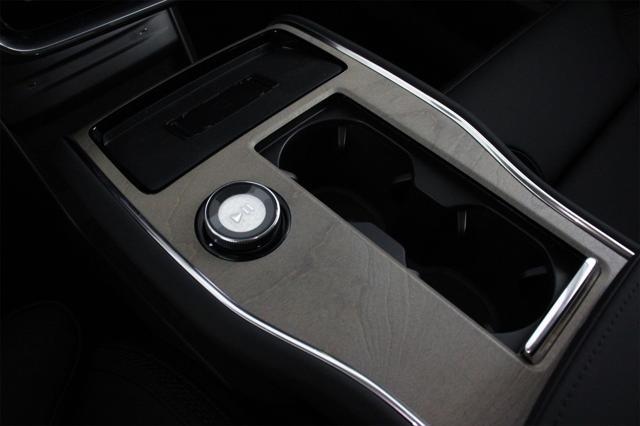 new 2025 Volvo EX90 car, priced at $91,440