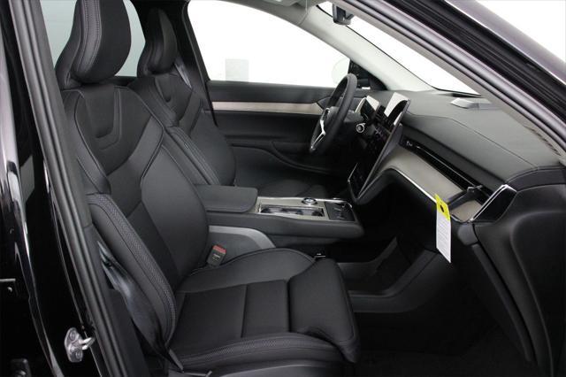 new 2025 Volvo EX90 car, priced at $91,440