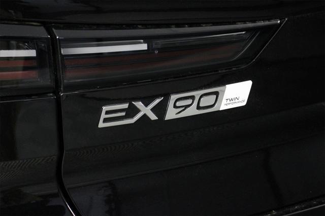 new 2025 Volvo EX90 car, priced at $91,440