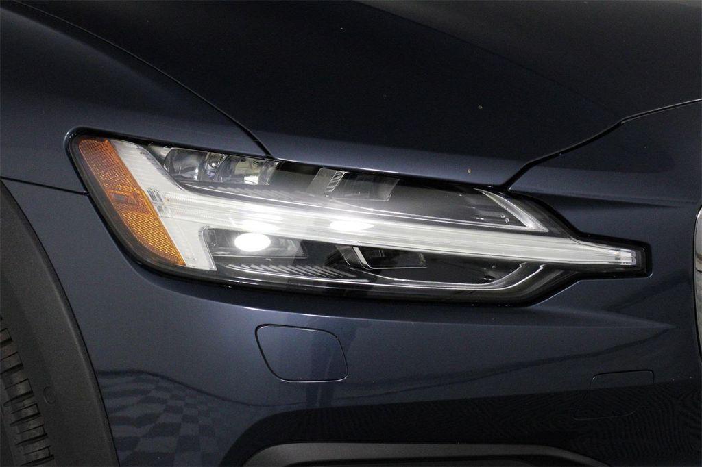new 2026 Volvo V60 Cross Country car, priced at $57,370