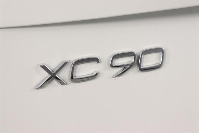 new 2025 Volvo XC90 Plug-In Hybrid car, priced at $83,905