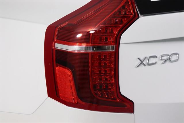 new 2025 Volvo XC90 Plug-In Hybrid car, priced at $83,905