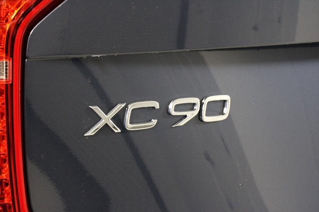 new 2025 Volvo XC90 car, priced at $68,455