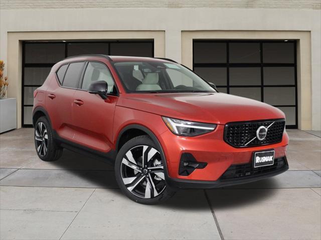 new 2025 Volvo XC40 car, priced at $51,045